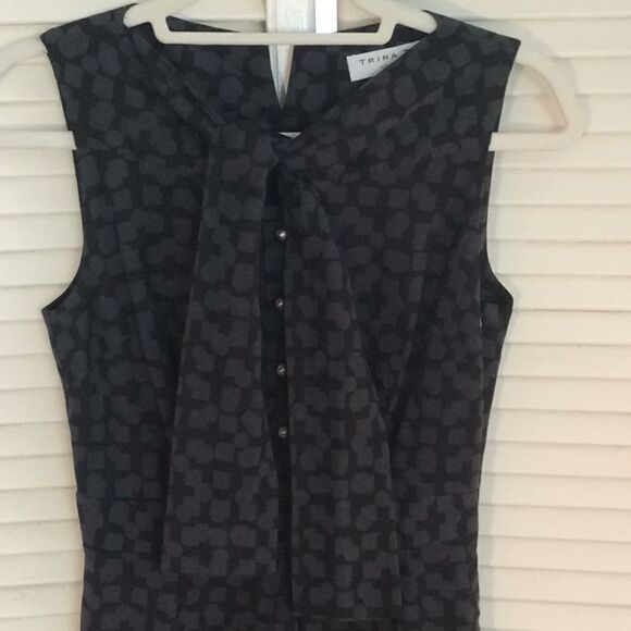 NWOT Trina Turk Tie Slight Flair Dress. Size 2 - Picture 8 of 16